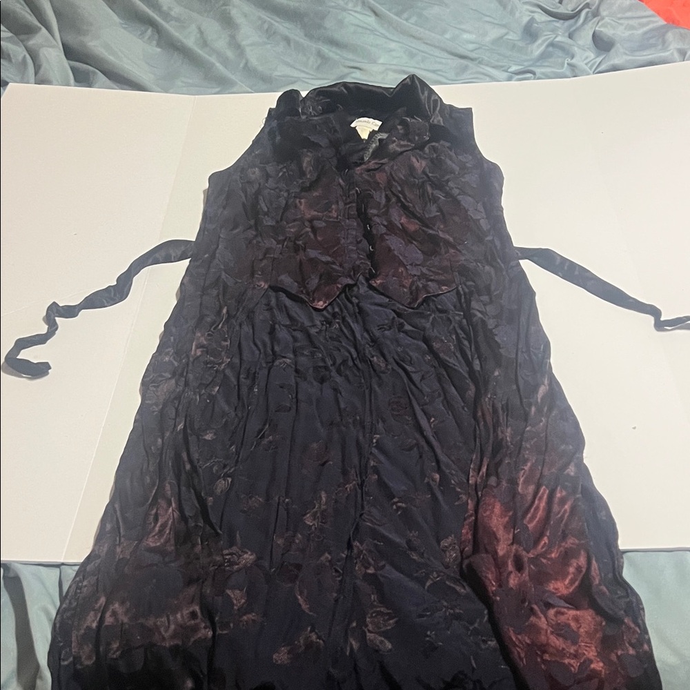 Amanda Lane Black and Red Dress/vest